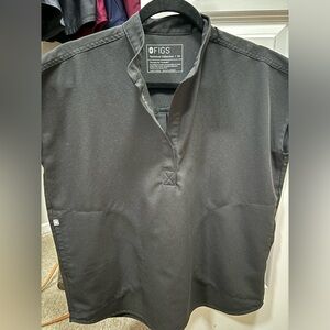 Figs Rafaela Scrub Top in color Black